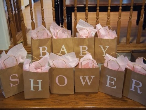 Kusursuz Bir “Baby Shower” (Bebek Partisi) Nasıl Organize Edilir