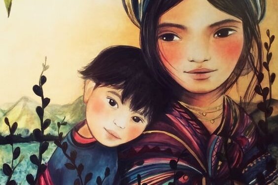 çocuğun başı annesinin omzunda