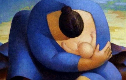 bebeğine sarılan anne figürü