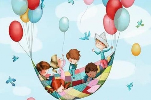 balonlar ve çocuklar