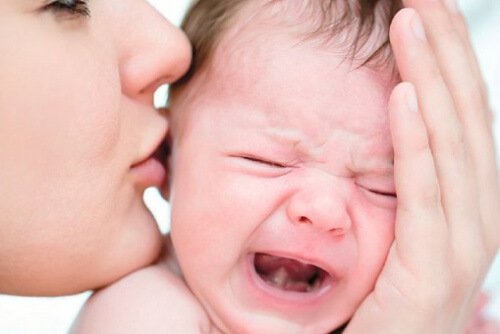 Durmadan Ağlayan Bir Bebeğin Susmasını Nasıl Sağlayabilirsiniz