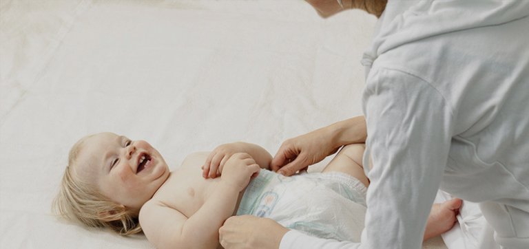 bezi değişen bebek
