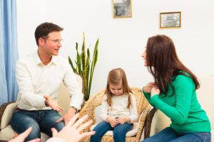 Ebeveynlerin çocukları önünde konuşmaması gereken 3 şey
