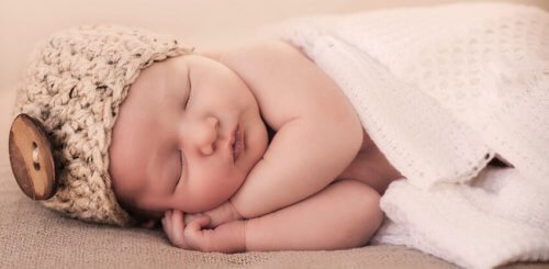 Bebeğinizin Uykusuna Yardımcı Olacak 7 Tavsiye 