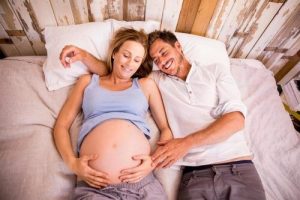 Hamileliklerdeki Fetal Hıçkırıklar Hakkında Bilmeniz Gereken Her Şey