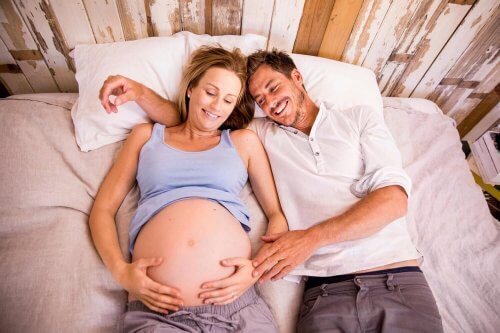 Hamileliklerdeki Fetal Hıçkırıklar Hakkında Bilmeniz Gereken Her Şey
