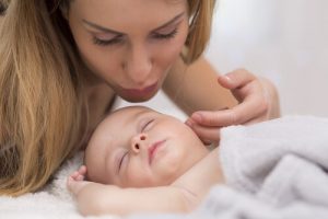 Bir Bebeğin İlk Aylarındaki 7 Davranış Biçimi