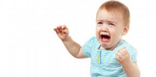 ağlayan bebek