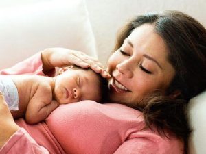 Doğumdan sonra vücudunuza bakmanız için ipuçları