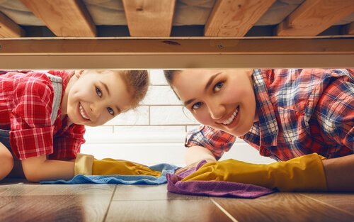 Çocuklarınıza Ev İşlerine Yardım Etmeyi Öğretmek