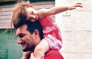 Babaların Kız Çocuklarıyla Yapabilecekleri 10 Şey