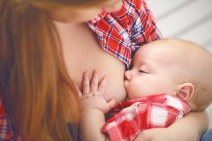 Anne Olduktan Sonra İşe Dönmek ve Emzirmeye Devam Etmek