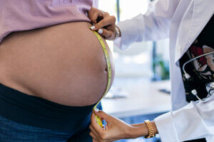 Gebelikte Bebeğim Fazla Büyürse Ne Yapmalıyım?