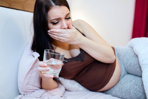 Hamilelikte Mide Bulantısı ve Kusma: Çözüm Önerileri
