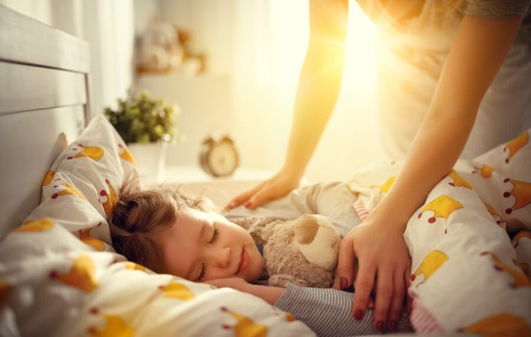 Çocuğunuzun Daha Kolay Bir Şekilde Uyanmasına Nasıl Yardımcı Olursunuz?