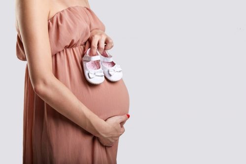 hamile kadın bebek ayakkabıları