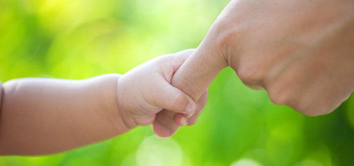 parmak tutan bebek eli