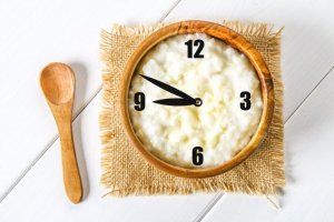 bebek maması saat şeklinde