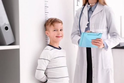 Erkek Çocuklarının Büyüme ve Gelişmesi Ne Zaman Durur?