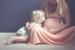 Hamilelikte Harika Bir Fotoğraf Çekimi Yaptırmak