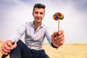 Çocuklara Yabancılardan Yiyecek Almamayı Öğretmek