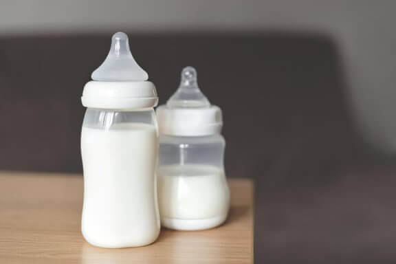 Bebekler Ne Kadar Süt İçmeli?