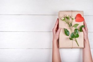 Yeni Doğum Yapan Annelere Hediyeler