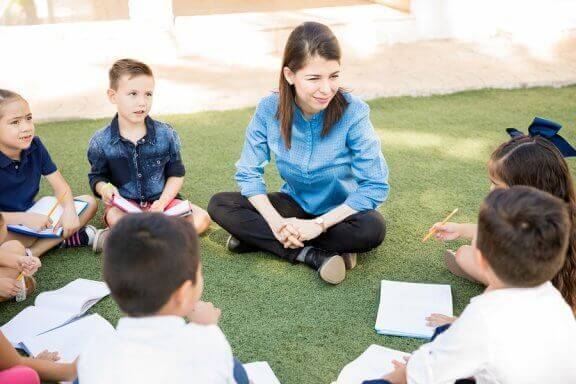 Açık Havada Eğitim Nedir ve Özellikleri Nelerdir?