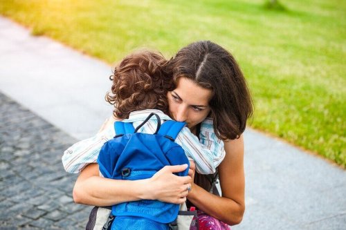 Aşırı Koruyucu Ebeveynliğin Oluşturduğu 9 Tehlike