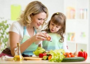 Yemek Yaparken Çocukları Eğlendirmenin Yolları