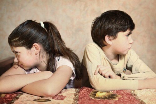 Sürekli Kavga Eden Çocuklar: Ebeveynler Ne Yapabilir?