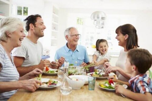 Aile: Onları Sevdiğinizi Göstermenin 7 Yolu