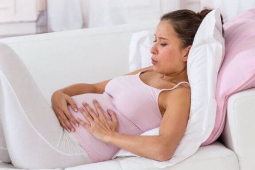 Hamilelikte Simfizis Pubis Ağrısı Nedir?