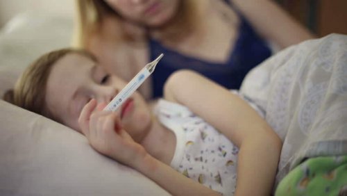 Juvenil Dermatomiyoziti: Belirtileri, Teşhis ve Tedavisi