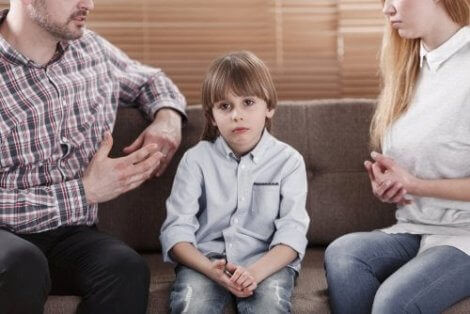 Aşırı eleştirel ebeveynler ve çocukların hissettiği baskı
