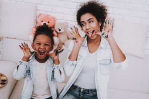 Çocuklar İçin Bakıcının Önemi