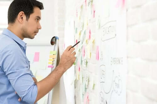 Feynman Metodu ile öğrenen genç