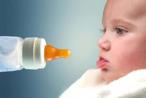 Biberon Sevmeyen Çocuklar İçin Sütlü Tarifler