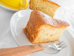 3 Adet Atıştırmalık Kek Tarifi