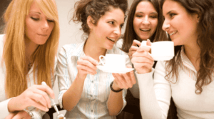 sohbet eden kadınlar