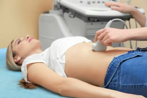 Bikornuat Uterus: Sebepleri, Semptomları ve Tedavisi