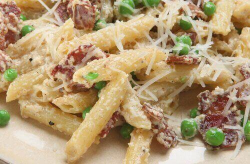 parmesan peynirli makarna