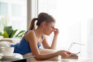 Yumurtalık İltihabı: Nedenleri, Belirtileri, Tedavisi