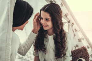 Çocukları Dengeli ve Sağlıklı Biçimde Övmek