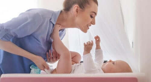 Bebek Bezi: Bebeğinizin Dışkısı Ne Söylüyor?