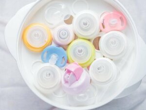 Biberonları Sterilize Etmek Neden Önemlidir?