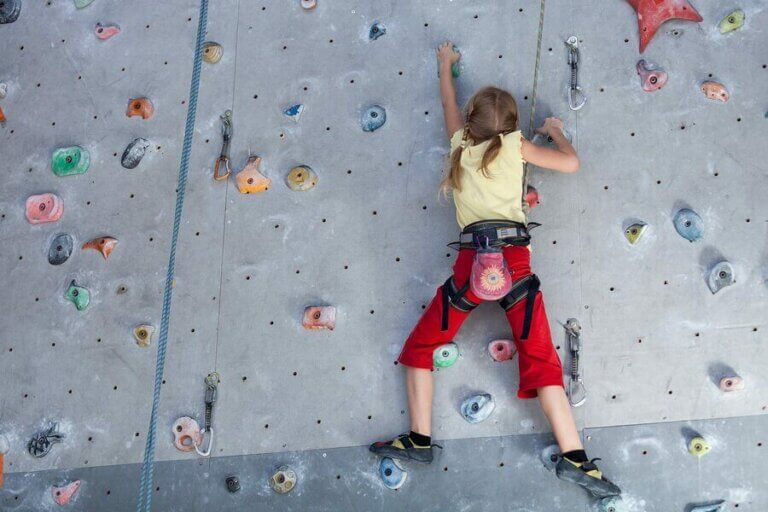 Çocuklar İçin Tırmanma Duvarı: Ebeveyn Kılavuzu