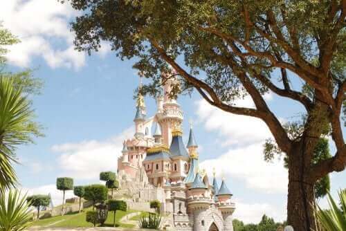 Disneyland Paris, Ailecek Tadını Çıkaracağınız Unutulmaz Bir Gezi