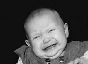 Bir Çocuğun Bağırmasına Nasıl Tepki Verilir