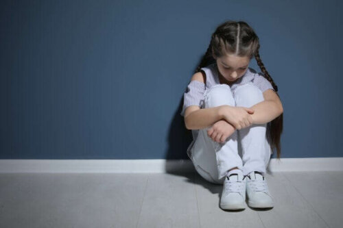 depresyonda kız çocuğu